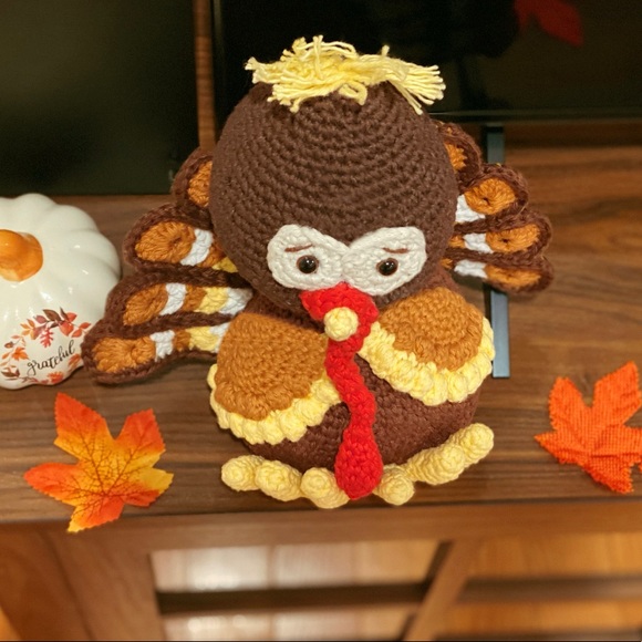 Turkey Decor Fall/Autumn/Thanksgiving Decor Handmade Crocheted - Brand New - Picture 2 of 8